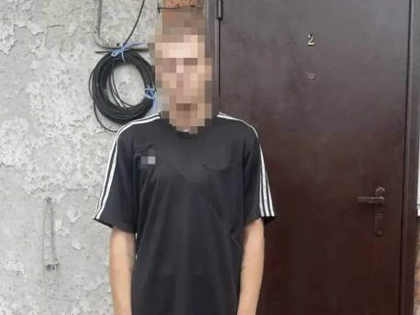 22-летний шахтинец украл у своей матери украшения и деньги