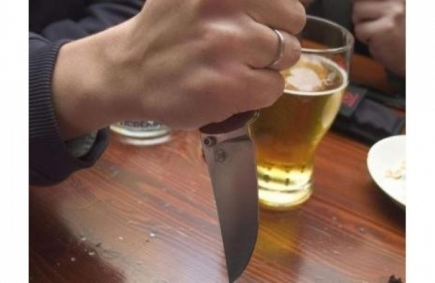  Женщину из Шахт порезали ножом в Красносулинском районе