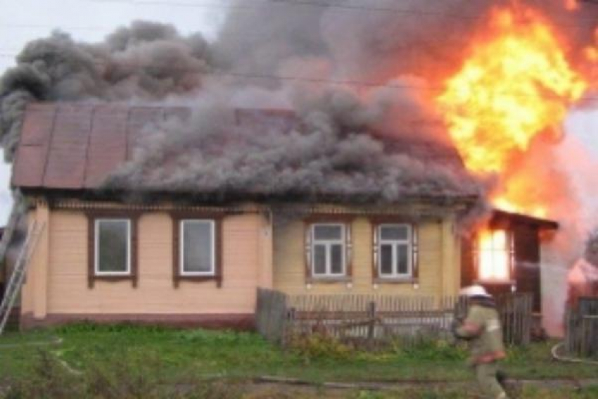 В Шахтах произошло возгорание в частном доме