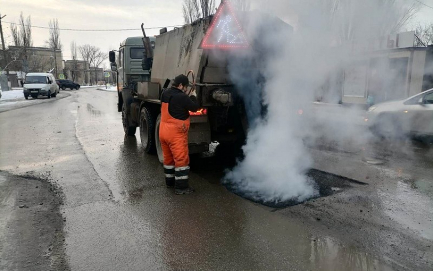 После критики от замгубернатора, власти Шахт отчитались о ямочном ремонте в городе