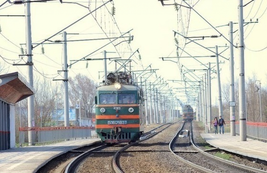 В Красном Сулине мужчина попал под поезд