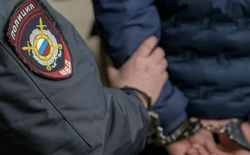 20-летнего шахтинца приговорили к двум годам ограничения свободы за кражу бутылки виски