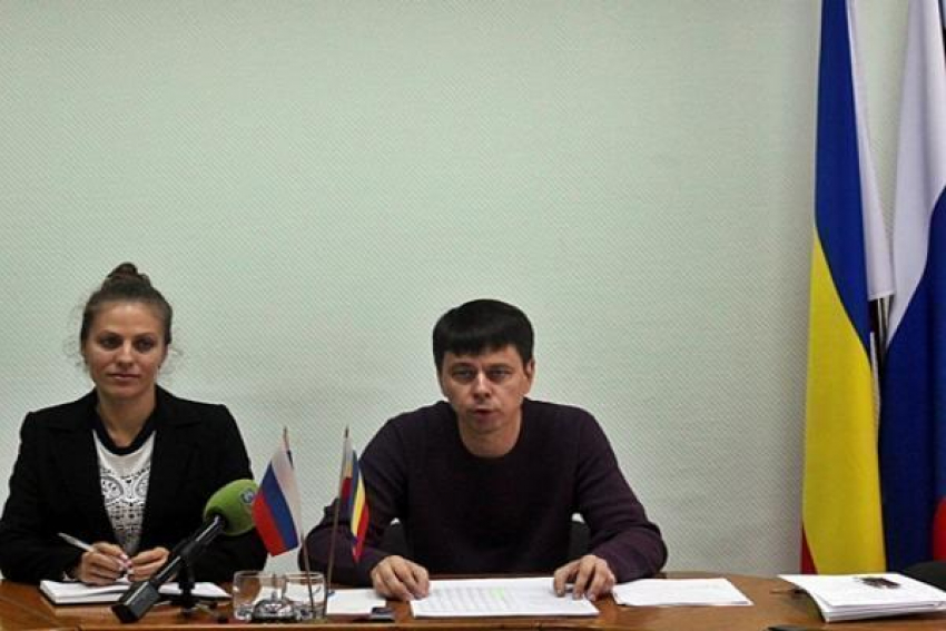 Поступили две жалобы и одно устное обращение в Шахтинскую ТИК в день выборов