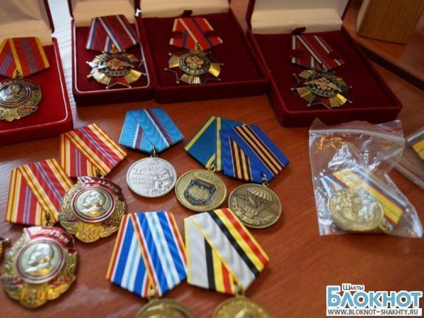 Шахтинца осудили за продажу поддельных государственных наград 