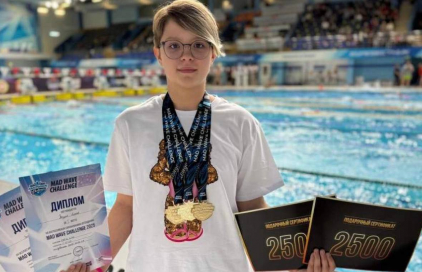 Школьница из Шахт завоевала «золото» на Всероссийских соревнованиях по плаванию