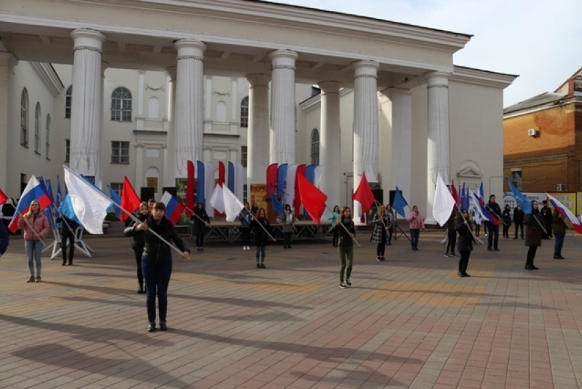 На День народного единства в Шахтах пройдет уличный концерт