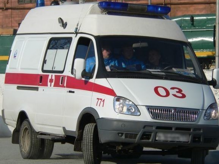 В Шахтах по неизвестным причинам скончались двое юношей